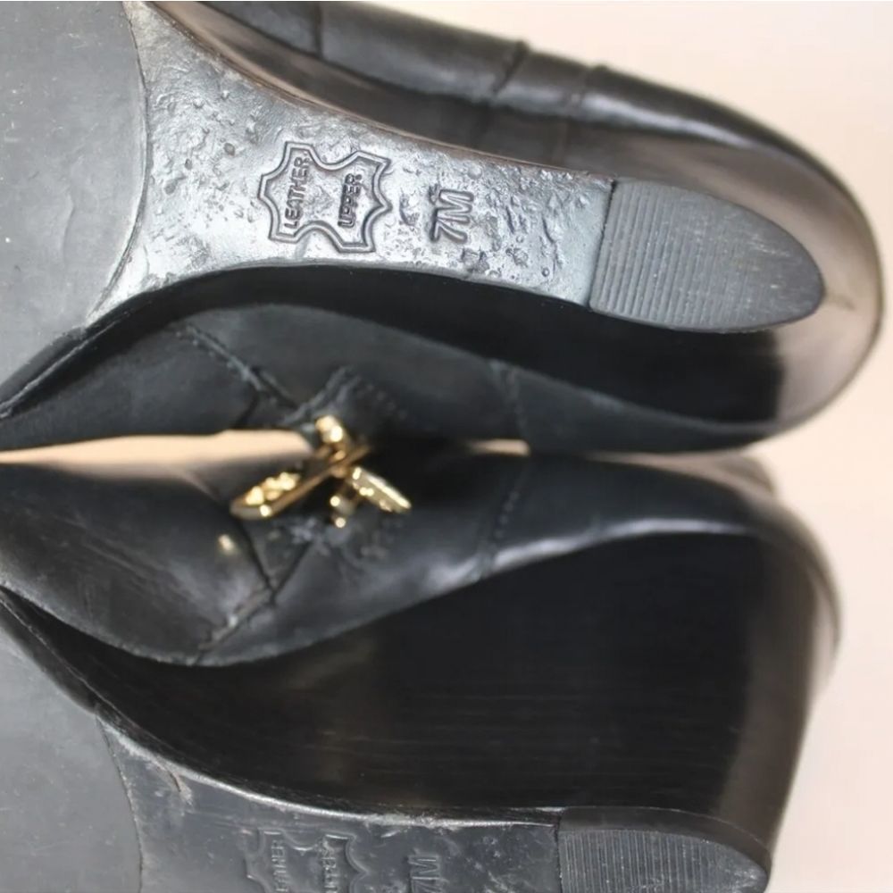 Tory Burch Womens 7 M Leather Wedge Heeled Zip Ankle Boots 👢 Booties - Picture 12 of 13